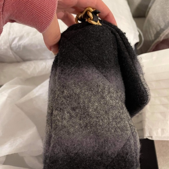 Chanel 19 Handbag Medium New with box - Picture 6 of 10